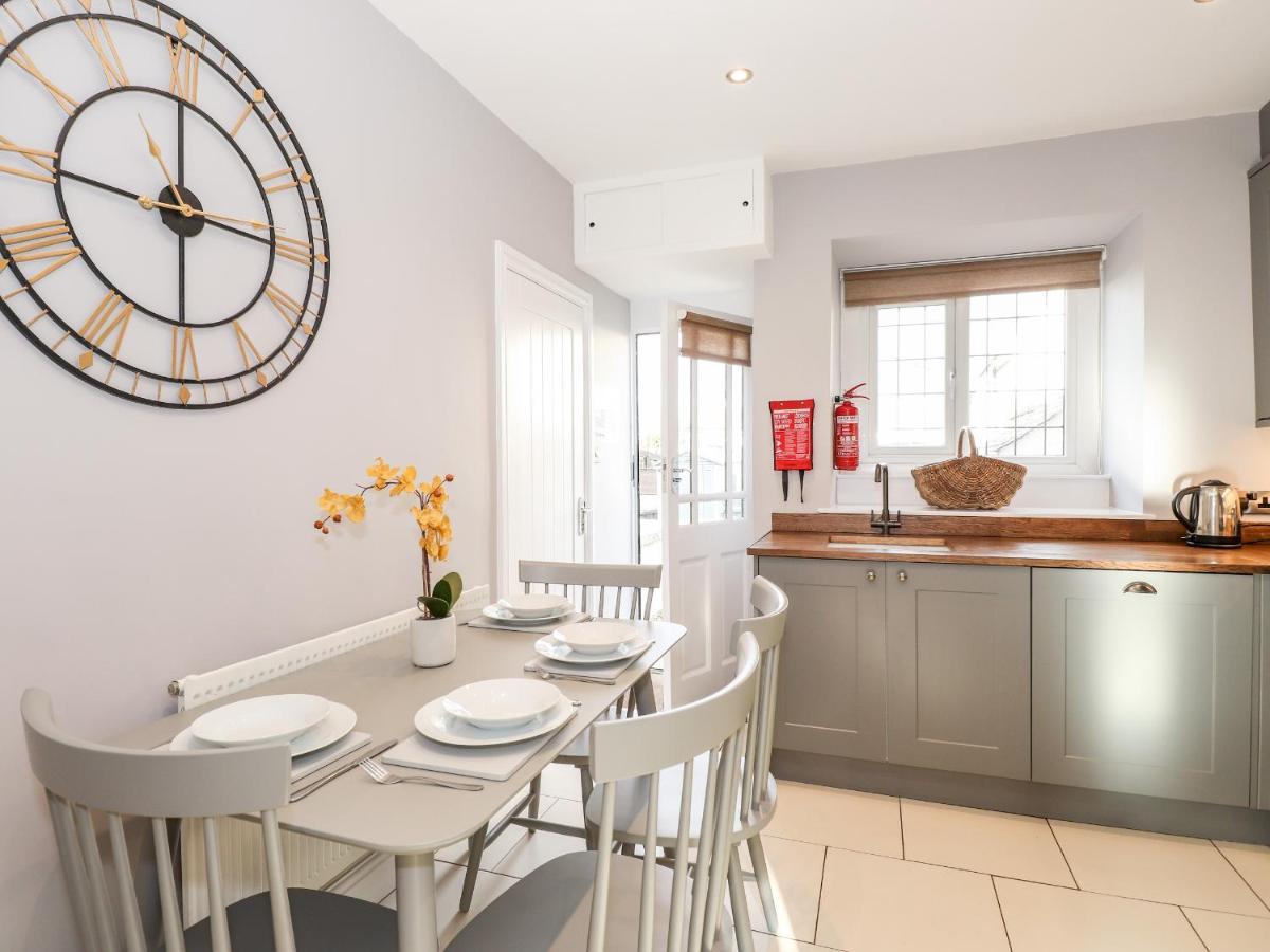 Lakestone Cottage Windermere Extérieur photo