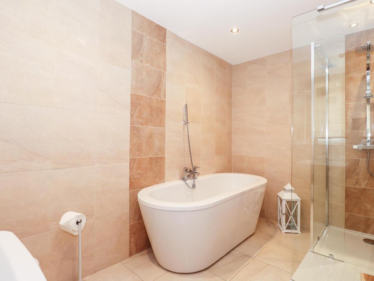 Lakestone Cottage Windermere Extérieur photo
